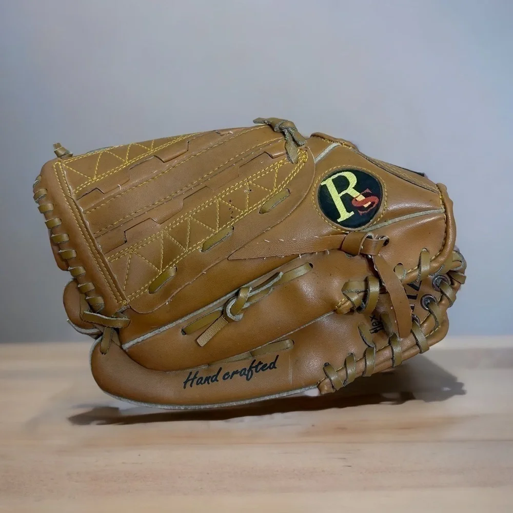 Regal Sports Youth Baseball Glove Darren Daulton Left 10” Leather Laced